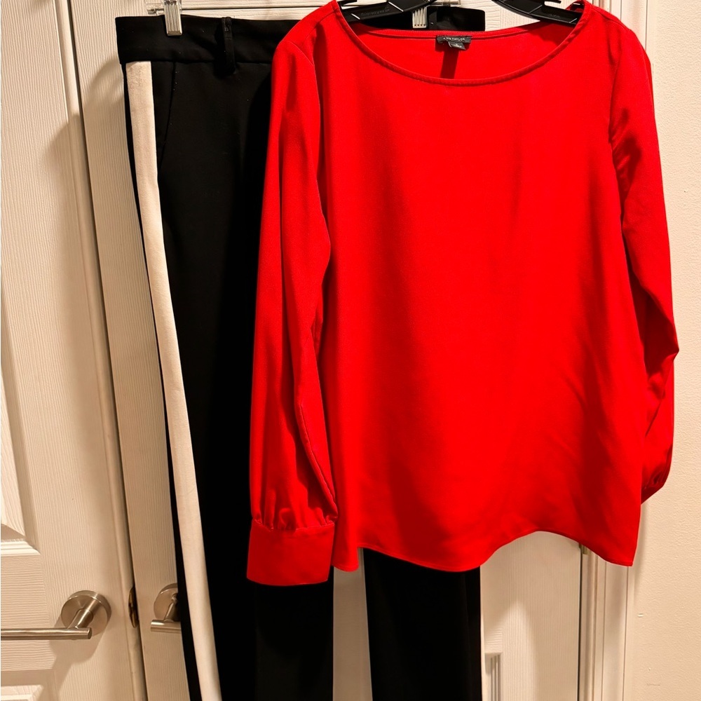 Ann Taylor Vibrant Red Long Sleeve Blouse M
